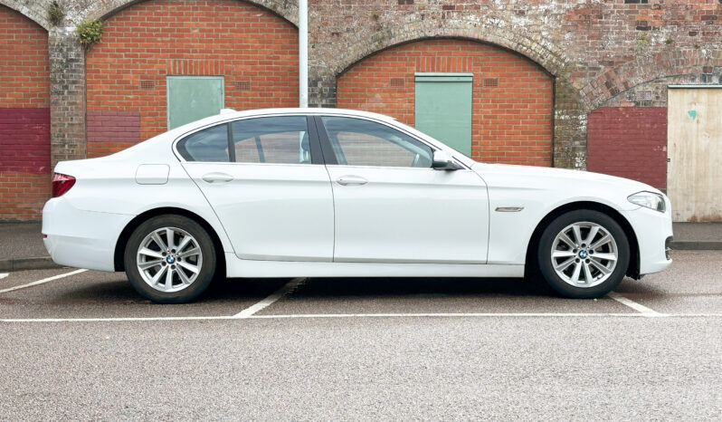 BMW 520d SE Saloon Diesel Auto (Euro 6) full