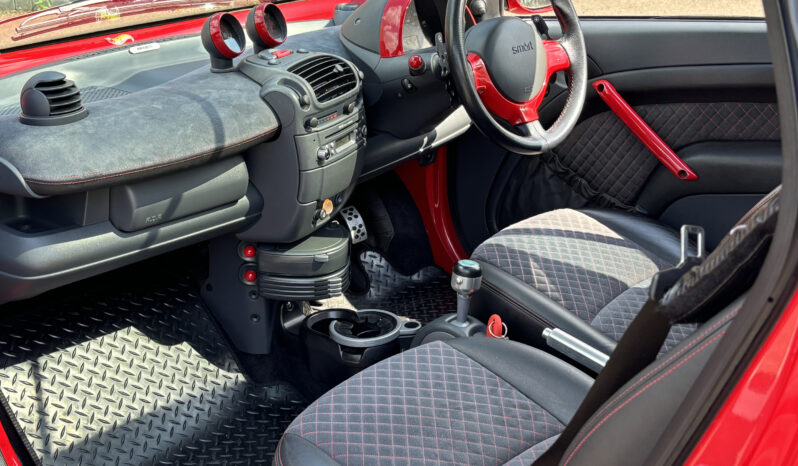 Smart Fortwo Brabus Red Edition full