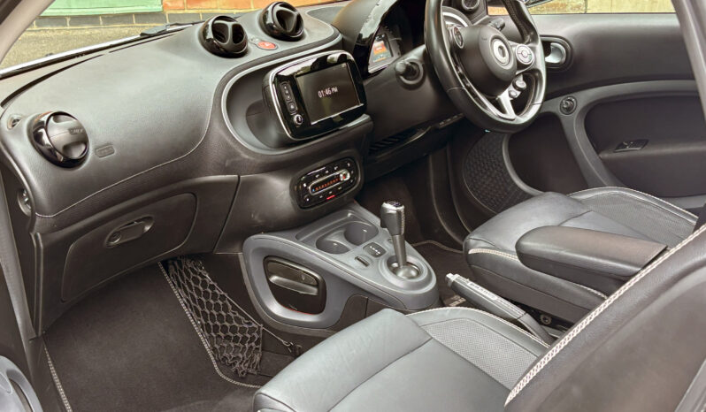 Smart Fortwo Brabus Xclusive Coupe full