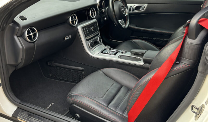Mercedes Benz SLC 200 AMG full