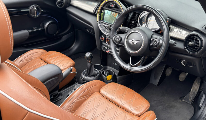 MINI Convertible Cooper S (Open 150 Edition) full