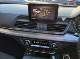 Audi Q5 S-Line 2.0 TFSI Quattro full