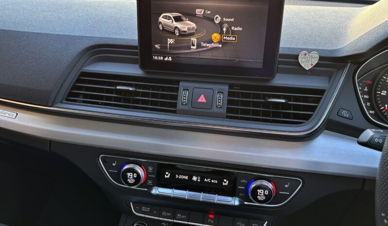 Audi Q5 S-Line 2.0 TFSI Quattro full