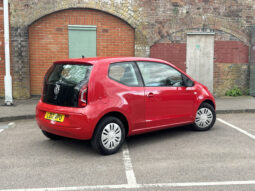 Volkswagen Move UP! full