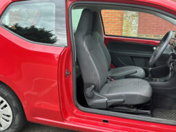 Volkswagen Move UP! full