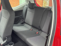 Volkswagen Move UP! full