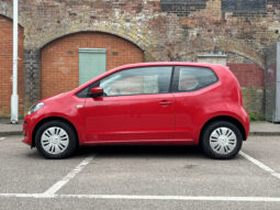 Volkswagen Move UP! full