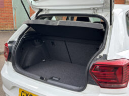 Volkswagen Polo SE 1.0tsi 5 door full