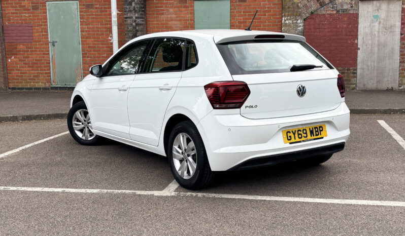 Volkswagen Polo SE 1.0tsi 5 door full