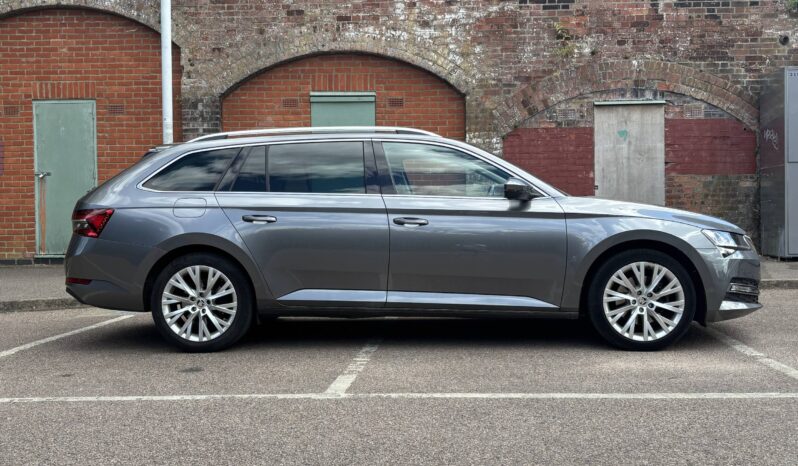 Skoda Superb 1.5 TSI ACT SE L DSG Estate full