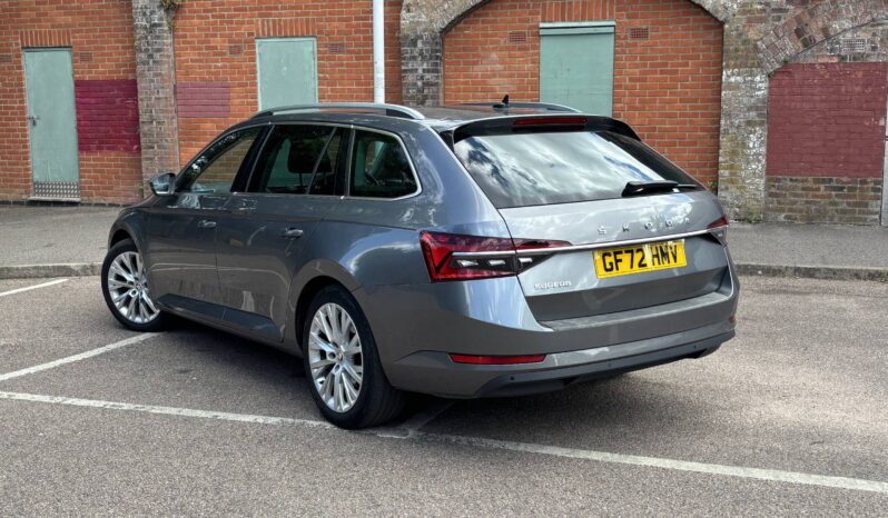 Skoda Superb 1.5 TSI ACT SE L DSG Estate full