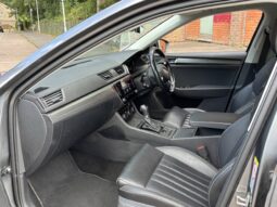 Skoda Superb 1.5 TSI ACT SE L DSG Estate full