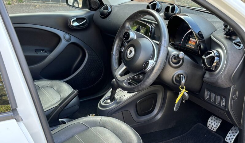 Smart Forfour Edition White full