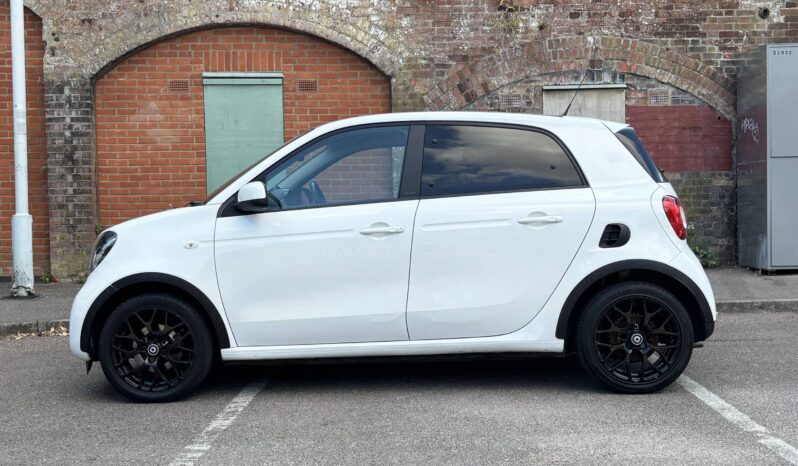 Smart Forfour Edition White full