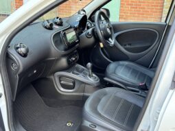 Smart Forfour Edition White full