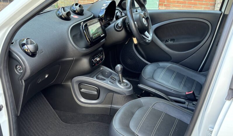 Smart Forfour Edition White full