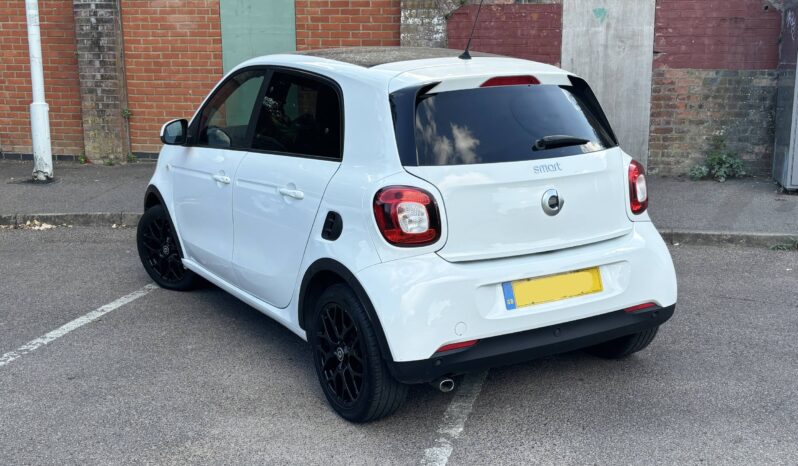 Smart Forfour Edition White full
